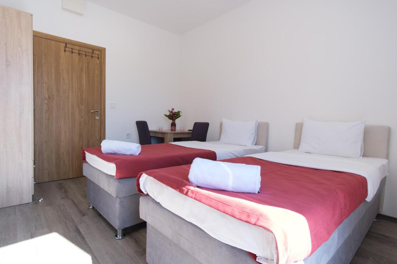 Aparthotel Sl Olimp à Trebinje Extérieur photo